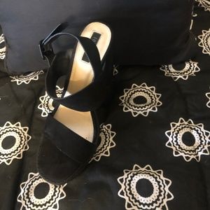Black Chunky Heels - Forever 21- Size US 8